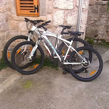 Hvareno Bed & Breakfast Dol (Hvar)