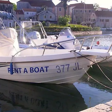 Hvareno Bed & Breakfast Dol (Hvar)