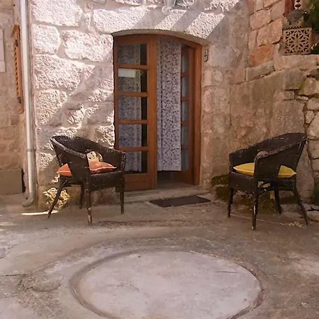 Hvareno Bed & Breakfast Dol (Hvar)